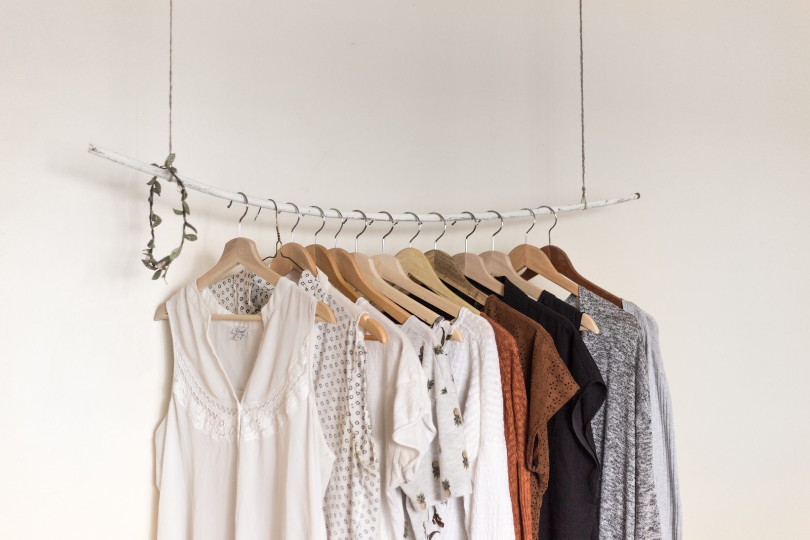 Capsule Wardrobes: Streamlining Your Style and Closet